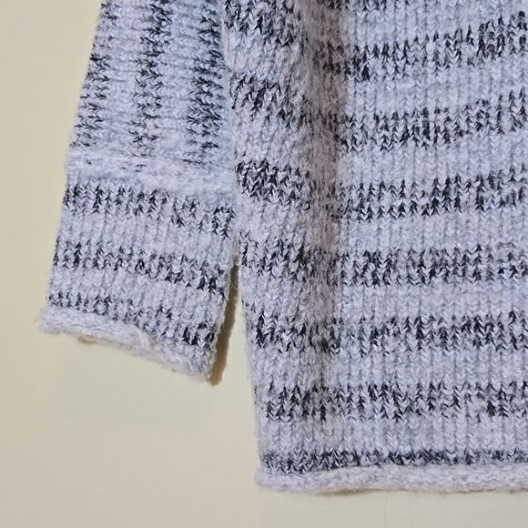 L'Agence Wool Blend Sweater Womens Medium Oversized Turtleneck Striped Gray - Picture 9 of 11